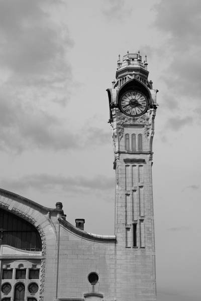 Réserver un taxi pour les entreprises pour se rendre à la gare de Rouen au départ de Maromme 76